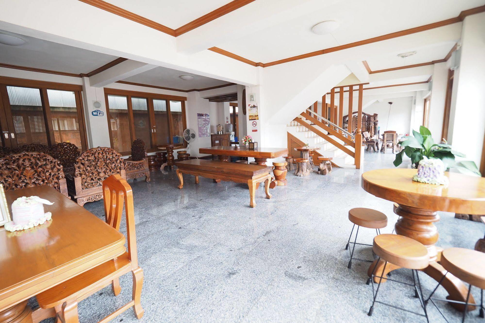 Fah Place Hotel Nan Dış mekan fotoğraf